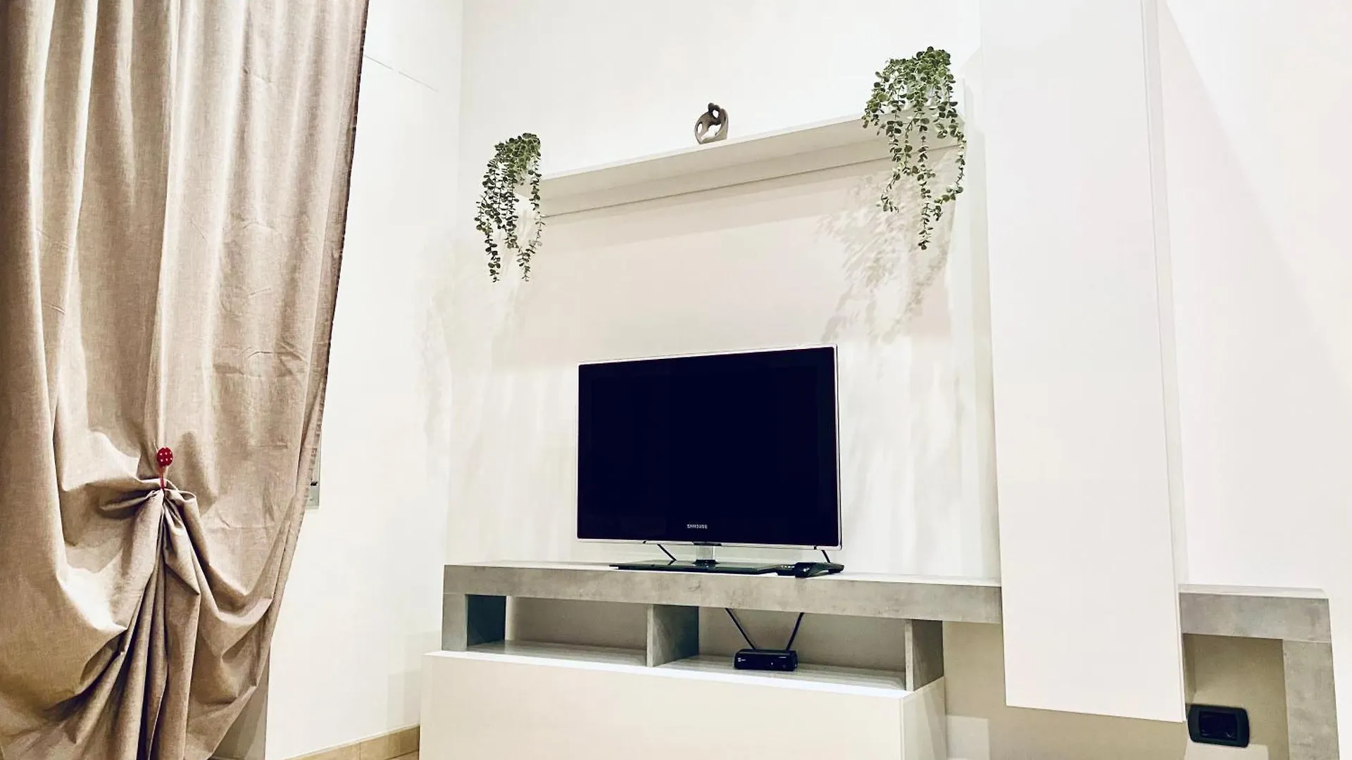 Nicole Guesthouse Rome Apartment